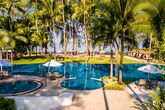 Outrigger Khao Lak Beach Resort - Swimmingpool