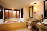 Melati Beach Resort & Spa - Pool Villa Badezimmer