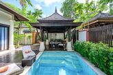 Melati Beach Resort & Spa - Pool Villa Aussenbereich