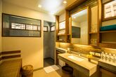 Phi Phi Island Village Beach Resort - Deluxe Garden Bungalow Badezimmer
