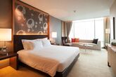 Eastin Grand Hotel Sathorn Bangkok Premium Deluxe Zimmer