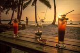High Season Pool Villa & Spa - Sundowner Beach Bar