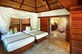 Jimbaran Puri, A Belmond Hotel - Garden View Two Bedroom Pool Villa Schlafzimmer
