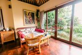 Munduk Moding Plantation Nature Resort & Spa - One Bedroom Villa with Jacuzzi Wohnbereich