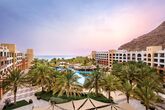 Doubletree by Hilton Muscat Al Waha - Poolbereich