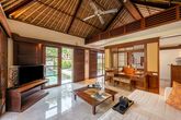 Jimbaran Puri, A Belmond Hotel - One Bedroom Deluxe Pool Villa Wohnzimmer