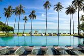 Phi Phi Island Village Beach Resort - Infinity-Pool