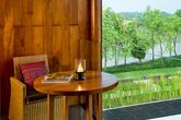 Anantara Chiang Mai Deluxe Zimmer Balkon mit Flussblick